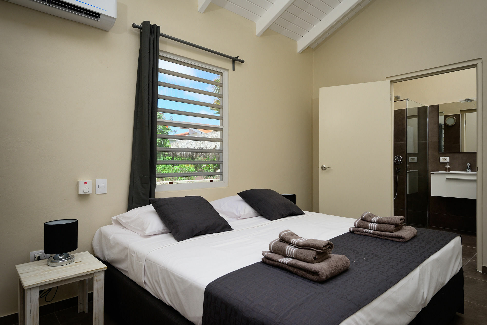 All Seasons Apartments Kralendijk na wyspie Bonaire Zewnętrze zdjęcie